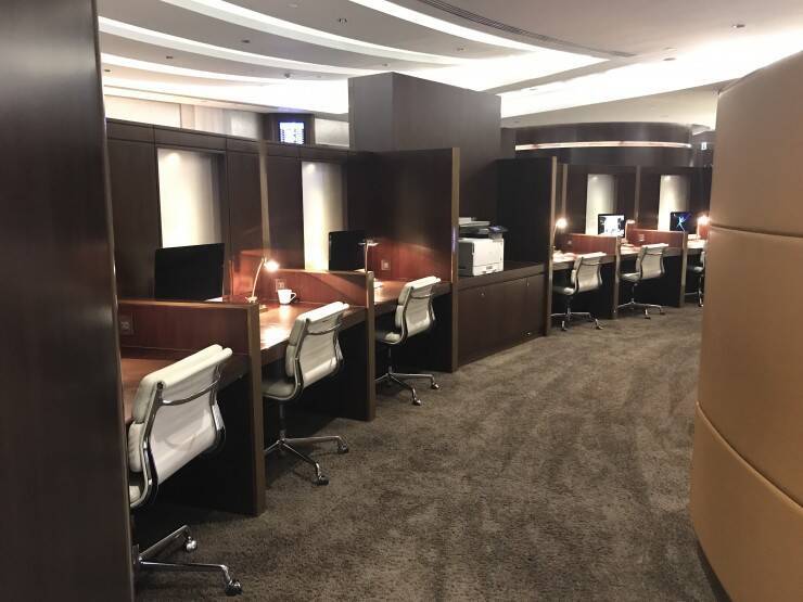 【世界のラウンジ】UAE・アブダビ国際空港のエティハド航空ビジネスクラスラウンジとは？