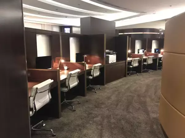 「【世界のラウンジ】UAE・アブダビ国際空港のエティハド航空ビジネスクラスラウンジとは？」の画像