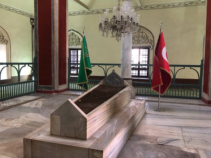 オスマン帝国歴代皇帝が眠るトルコ ブルサのムラト2世の複合施設 ムラディエ キュリエスィ 年1月23日 エキサイトニュース 2 2