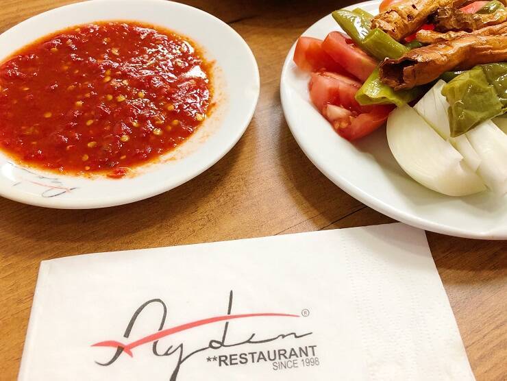 やみつきになるレバーの唐揚げ！トルコ・エディルネの名物タヴァ・ジエルを食べるなら「アイドゥン・タヴァ・ジエル」がおすすめ