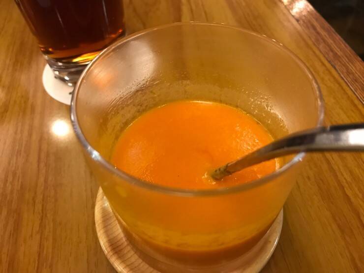 100年以上続くビアホールで味わう最高のメンチカツ / 東京都千代田区神田神保町の「ランチョン」