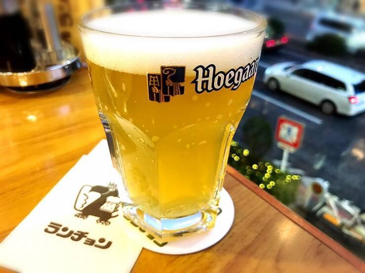 100年以上続くビアホールで味わう最高のメンチカツ / 東京都千代田区神田神保町の「ランチョン」