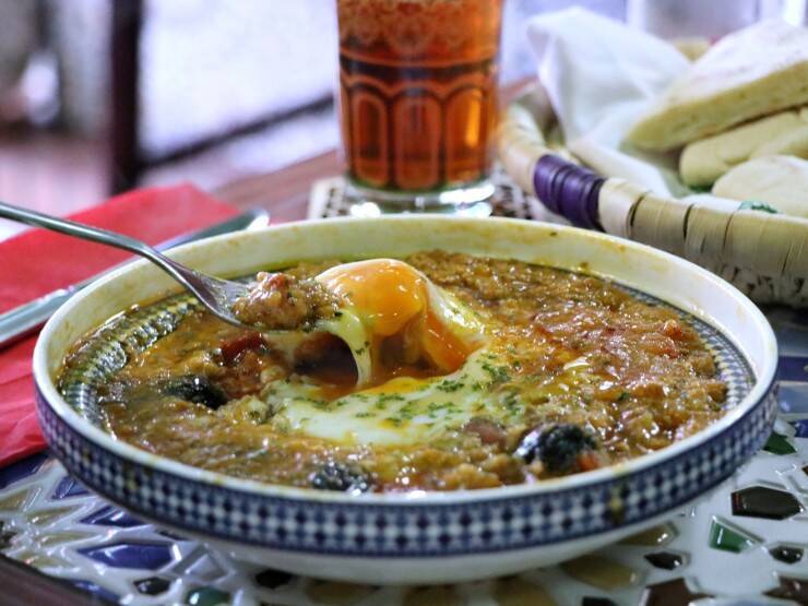 北アフリカ料理のタジンやクスクスを味わえるモロッコ風ティーハウス / 愛知県一宮市の「アルザルカ」