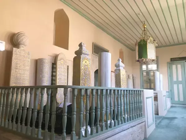 「16世紀のオスマン政権を支えたイスラム法学者が眠るイスタンブール「ヤフヤー・エフェンディの霊廟」」の画像