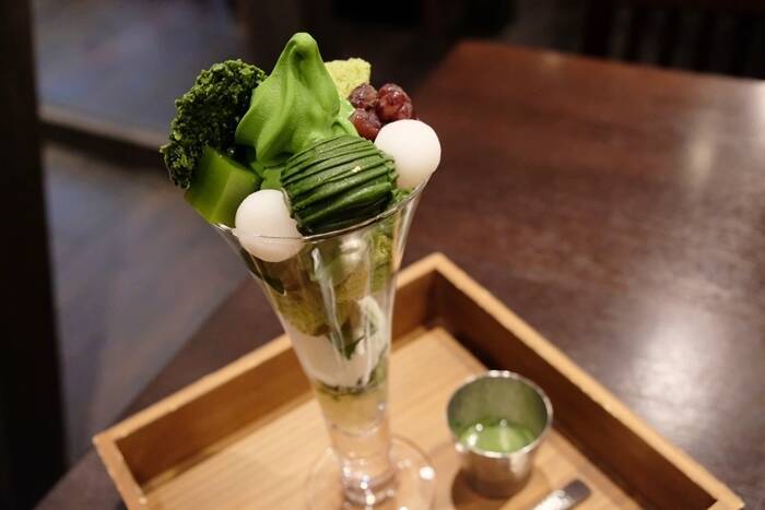 【京都】「辻利兵衛本店 宇治本店茶寮」で、史上最「濃」の抹茶パフェに出会う
