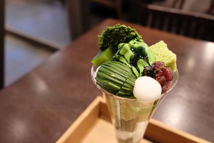 【京都】「辻利兵衛本店 宇治本店茶寮」で、史上最「濃」の抹茶パフェに出会う