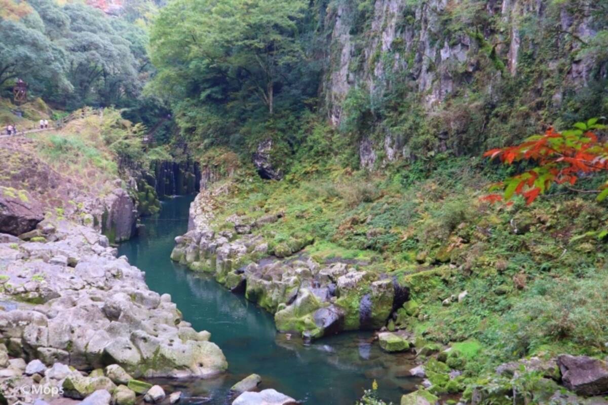 名勝 高千穂峡で貸しボート体験 太古の自然がつくり出した迫力満点の滝を間近で楽しむ 年11月2日 エキサイトニュース