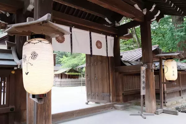 「絵馬にメイクして美人祈願！京都の「河合神社」は人気上昇中のパワースポット」の画像