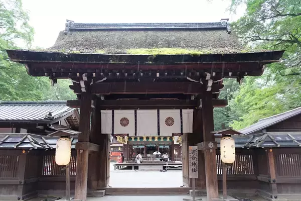 「絵馬にメイクして美人祈願！京都の「河合神社」は人気上昇中のパワースポット」の画像