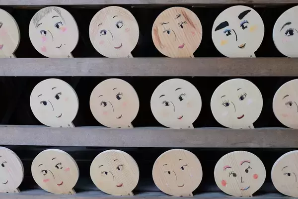 「絵馬にメイクして美人祈願！京都の「河合神社」は人気上昇中のパワースポット」の画像