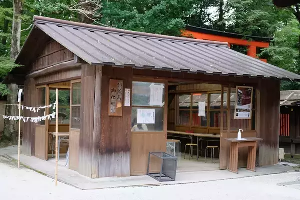 「絵馬にメイクして美人祈願！京都の「河合神社」は人気上昇中のパワースポット」の画像