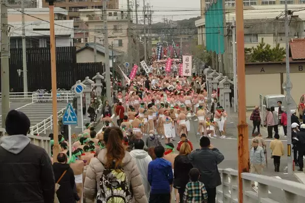 「【世界のお祭り】平成29年2月9日開催　愛知県稲沢市 尾張大国霊神社（国府宮神社）　国府宮はだか祭り　」の画像