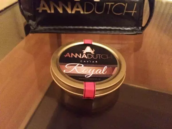 「【世界の美食】オランダ産「極上生鮮キャビア」をお持ち帰りしてみた！」の画像