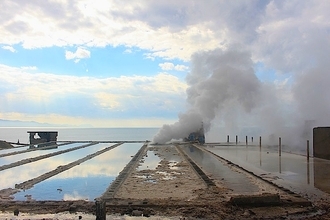 【世界の廃墟】薩摩半島南端に残る「山川製塩工場跡」から感じる自然のエネルギー