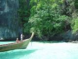 「エメラルドグリーンの絶景ビーチ！タイ・ピピ島のマヤベイは息をのむほどの美しさ」の画像11