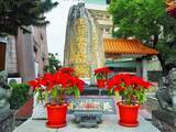 「巨大な黄金色の笑う大仏がニョキっ！台湾・台中のパワースポット「宝覚寺」に行こう」の画像9