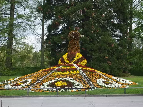 「【世界の絶景】オランダのキューケンホフにも負けない！ドイツにある「花の島」マイナウ島で咲き乱れるチューリップはまさに絶景！」の画像
