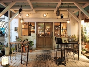 ここはカフェ？いえ、ネパール・インド料理店です！東京杉並区・西荻窪「サジロクローブ」