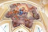 「パステルカラーの光の教会 / チェコ・クトナーホラの聖母マリア大聖堂は外観とのギャップが凄い！」の画像11