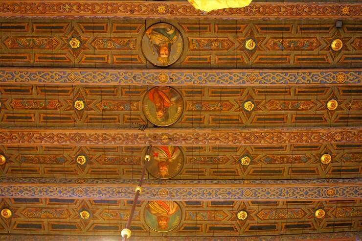まるで宮殿！世界遺産の壮麗な市庁舎とローラント像は自由都市・ブレーメンの宝物