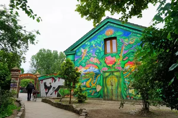 「独特の世界、コペンハーゲンにあるヒッピーの楽園「クリスチャニア」に潜入してみた」の画像