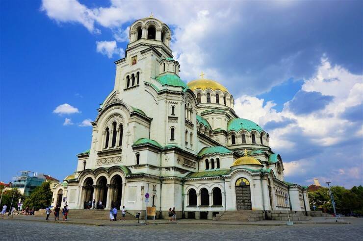 ブルガリア ソフィアのシンボルは世界最大級の正教会聖堂 アレクサンドル ネフスキー大聖堂 17年9月14日 エキサイトニュース 2 2