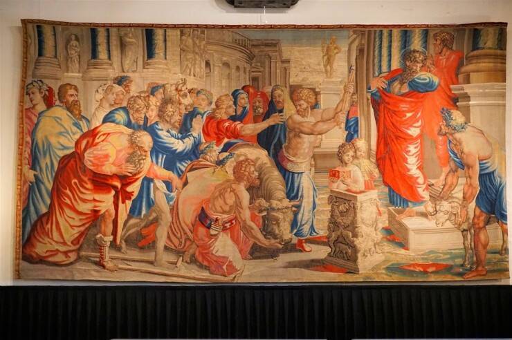 天皇陛下も訪れた「森と渓谷の国」、ルクセンブルク随一の名城・ヴィアンデン城