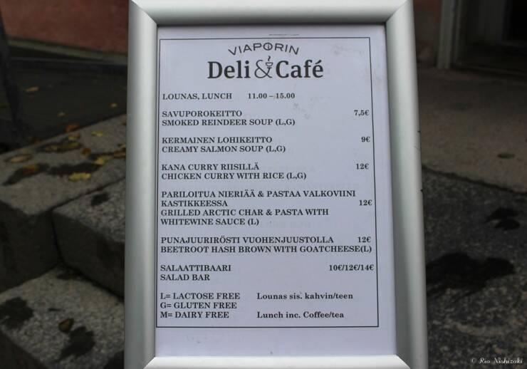 【世界のカフェ】北欧のサーモン尽くしサンドイッチ！フィンランド・スオメンリンナ島の「ヴィアポリン・デリ&カフェ」
