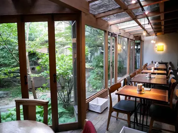 世界遺産「石見銀山」の自然溢れる古民家カフェでひと休み / 島根県大田市大森町「群言堂　石見銀山本店」