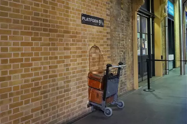 【世界の街角】ロンドン中心部にもある！幻想的なハリー・ポッターゆかりの地を訪ねよう