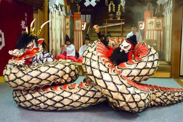 神社で舞う大蛇の迫力に釘付け 島根県に行ったら日本最古の伝統芸能 石見神楽 を鑑賞しよう 17年10月18日 エキサイトニュース