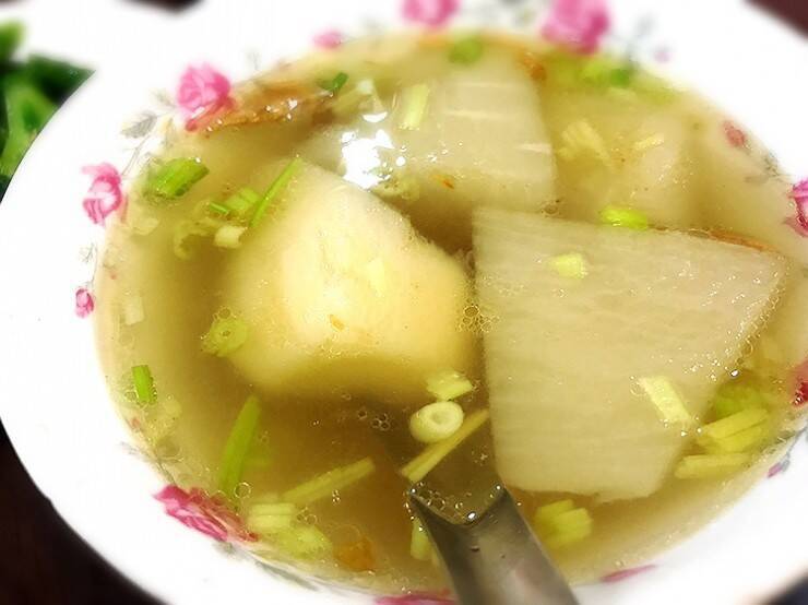 台北の中心・中山エリアで昔から愛されている台湾料理を楽しもう / 雙連駅近くの定食屋「阿國切仔麵」