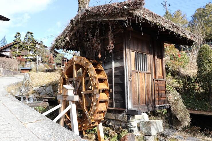 【日本の絶景】江戸時代にタイムスリップしたような気分になれる中山道・妻籠宿