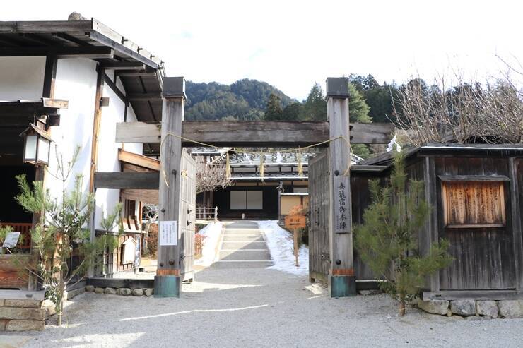 【日本の絶景】江戸時代にタイムスリップしたような気分になれる中山道・妻籠宿