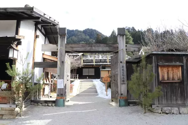 「【日本の絶景】江戸時代にタイムスリップしたような気分になれる中山道・妻籠宿」の画像