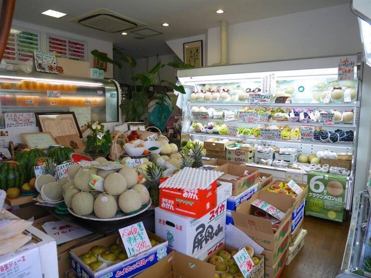 フレッシュジュースにフルーツ盛り盛りのモーニングが付いてくる！名古屋市瑞穂区「トップフルーツ八百文」