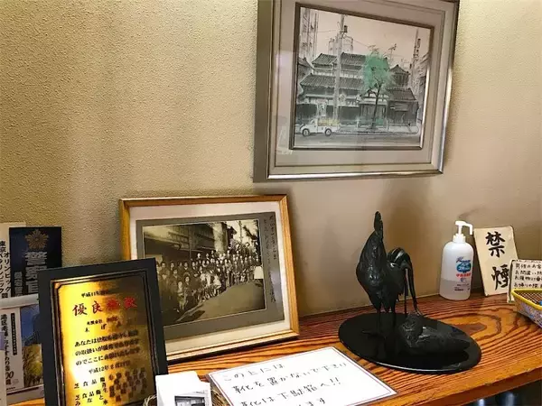 「オトナの鳥の唐揚げ定食を堪能したいならココ！三島由紀夫が最後の晩餐に選んだ鳥料理専門店、東京・新橋「末げん」」の画像
