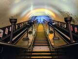 「カッコ良過ぎて思わず見とれる…クールなロンドン地下鉄駅4選」の画像17