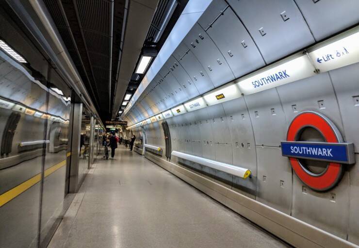 カッコ良過ぎて思わず見とれる…クールなロンドン地下鉄駅4選