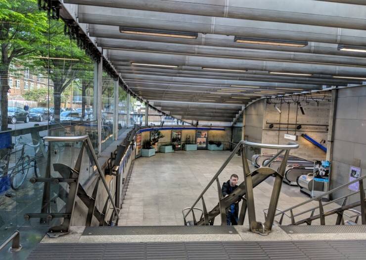 カッコ良過ぎて思わず見とれる…クールなロンドン地下鉄駅4選