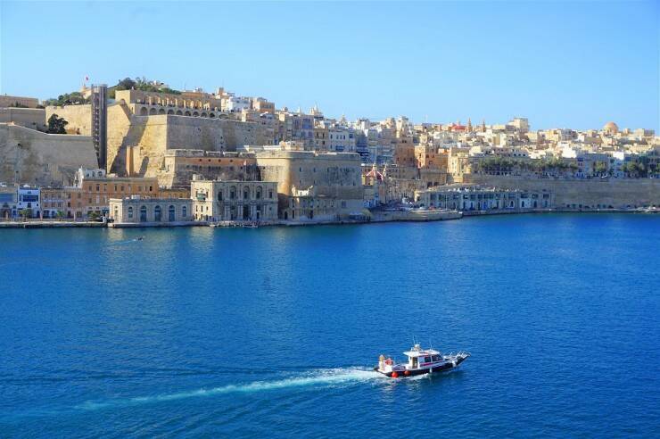 マルタの騎士団が最初に築いた海辺の城塞都市、スリーシティーズを訪ねて
