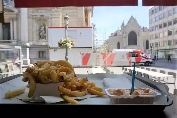 「フライドポテト発祥の地、ベルギーで本場の「フリッツ」を楽しもう」の画像