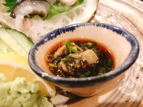 「沖縄・那覇が誇る最高の居酒屋「うりずん」で味わう絶品の沖縄料理と本物の古酒（クースー）」の画像