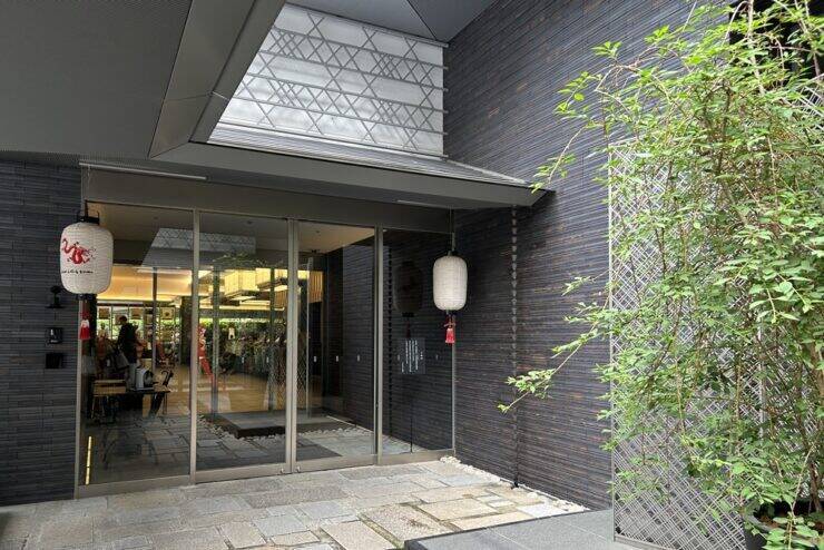 京都・河原町三条のクロスホテル京都は、市内観光に便利な立地のおすすめホテル