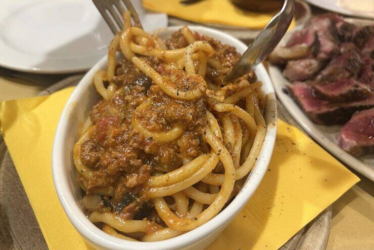 【イタリアグルメ】迫力のフィレンツェ風ステーキ「ビステッカ・アッラ・フィオレンティーナ」とは？ / イタリア・フィレンツェのトスカーナ料理店「La Fettunta」