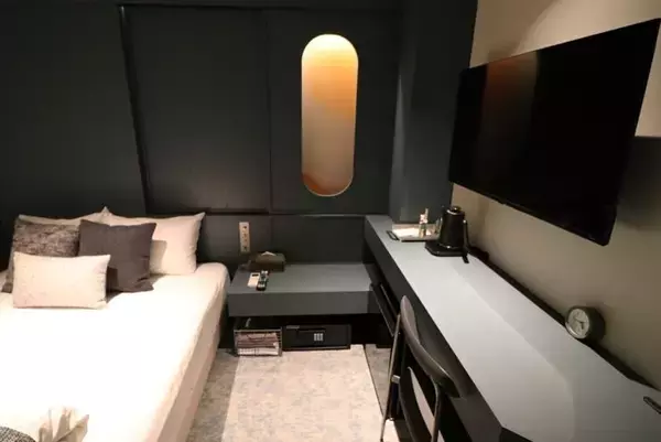 「【名古屋】鉄道の世界観をまとうホテル「R Hotel Nagoya Station」が開業｜夜行列車のコンパートメントのような個室空間」の画像