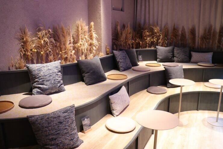 【名古屋】鉄道の世界観をまとうホテル「R Hotel Nagoya Station」が開業｜夜行列車のコンパートメントのような個室空間