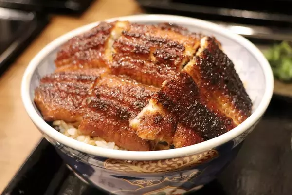 「カリッ、ふわっの肉厚なうなぎを堪能できる！ 名古屋の「うなぎ家 しば福や」」の画像