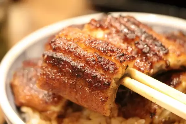 「カリッ、ふわっの肉厚なうなぎを堪能できる！ 名古屋の「うなぎ家 しば福や」」の画像