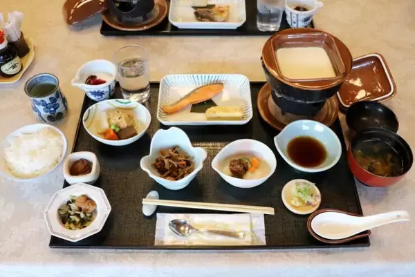 「【埼玉県長瀞町】長瀞渓谷・岩畳を望む旅館「長瀞温泉 花のおもてなし 長生館」」の画像